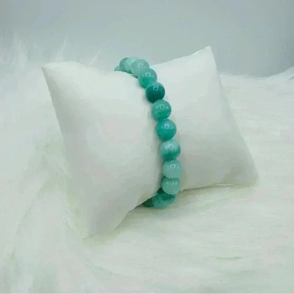 Winter Mint Green beaded bracelet - Picture 1 of 6